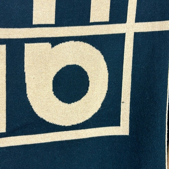 New RABE reversible tan & black poncho - Picture 9 of 9